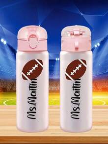 1 Stück 26 Unzen (ca. 768 ml) personalisierte Foto- und Namens-Wasserflasche - robuster Kunststoff mit Deckel und Schlaufe, 3D UV-bedrucktes personalisiertes Design, perfekt für Reisen, Strandausflüge und einzigartige Geschenke (Schwarz, Pink, Blau) Personalisierbare Wasserflasche] 1 Stück 26 Unzen (ca. 768 ml) personalisierbare Sport-Wasserflasche | auslaufsicher, tragbar, UV-Muster mit Basketball, Fußball, Fußball, Tennis Designs, ideal für Outdoor-Aktivitäten, Reisen, Camping, Abschlussgeschenke, Geburtstagspräsente, PVC-freie Flasche