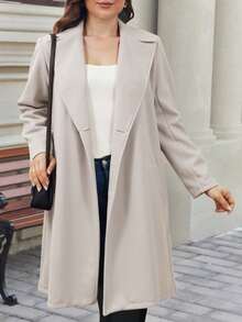 Abrigo midi de mujer de talla grande con ajuste regular, cuello en V profundo, manga larga y detalles de botones en tela tejida