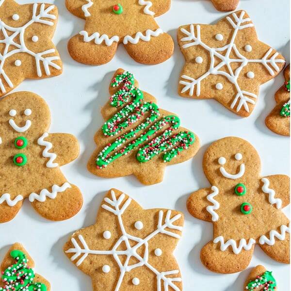 6pcs Christmas Cookie Cutters - Gingerbread Man, Angel, Snowflake, Christmas Tree, Reindeer, Christmas Star - Stainless Steel Cookie Cutter Set With Protective Soft Silicone Edges, For Baking Christmas Christmas Decorations Christmas Pajamas Christmas Gifts Christmas Decor