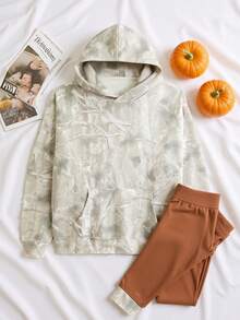 1PCS Light Camo Hoodie Womens Maple Leaf Print Hooded Camouflage Sweatshirt Hunting Cute Tops Y2k Long Sleeve Graphic Hoodies Oversized Made In USA