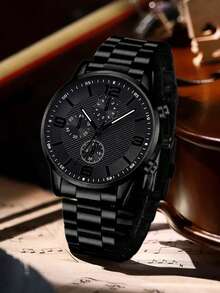 Set de 4 piezas para hombre que incluye: Reloj de cuarzo con esfera de tres ojos, pulsera de acero negro con tiras, collar cruzado de estilo hip-hop y anillo, adecuado para uso diario o como regalo de vacaciones para amigos