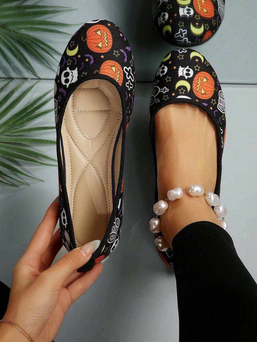 New Plus Size Women Comfortable Simple Round Toe Flat Casual Slip-On Shoes, Fashion Outdoor Wear For Autumn/Winter