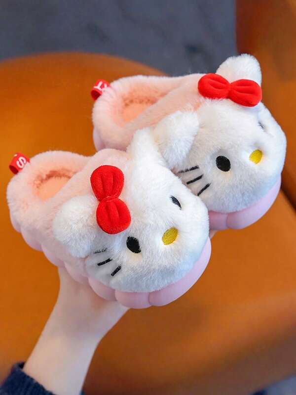 Sanrio زوج من الشتاء والخريف السميك من نوع سانريو KT القطة، أحذية منزلية أطفال عصرية للخريف والشتاء، أحذية أطفال كيتي القطة الجديدة، أحذية منزلية مضادة للانزلاق وداف مناسبة للأطفال والكبار، مناسبة للاستخدام الداخلي والخارجي والسفر