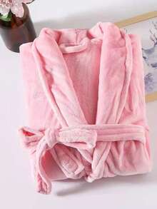 冬季保暖休闲法兰绒睡袍女士睡衣，毛绒柔软长浴袍保暖，家居披肩领睡袍，优质女士睡袍毛绒柔软长浴袍保暖羊毛披肩领水疗浴袍加厚适合秋冬季、温泉、水疗、家居服、送礼、男女通用。