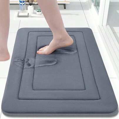 1 pieza Alfombra de baño de espuma de memoria de unicolor clásico, superficie de alta absorción y secado rápido, base antideslizante resistente, adecuada para baños y pisos de cocina, práctica y suave, también adecuada para dormitorio, dormitorio, lavandería. Diseño ligero y flexible, fácil de limpiar y mantener.