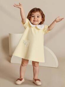 SHEIN 女宝宝田园风可爱淑女彼得潘领向日葵刺绣口袋短袖连衣裙，春夏 - 黃色 - 查看 1