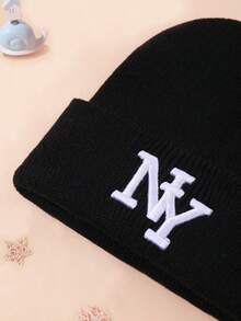 Fashionable Knitted Cap Babies, Girls And Boys, New York Letter Embroidery Autumn And Winter, Warm And Comfortable. The Cute New York Lettering Embroidery Design Is The Perfect Choice For Keeping Babies Warm, Outdoor Games And Party Gifts