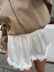 Women Satin Silk Shorts Lace Trim Mini Micro Shorts Silky Low Rise Coquette Lounge Slip Pj Bottoms French Knickers - trắng - Xem 2