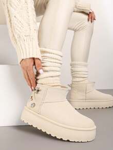 Botas de nieve con suela gruesa y decoraciones metálicas - Beis - Ver 2