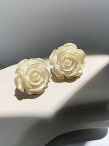 1 Pair White 3D Rose Flower Design Earrings For Women - White - View 8