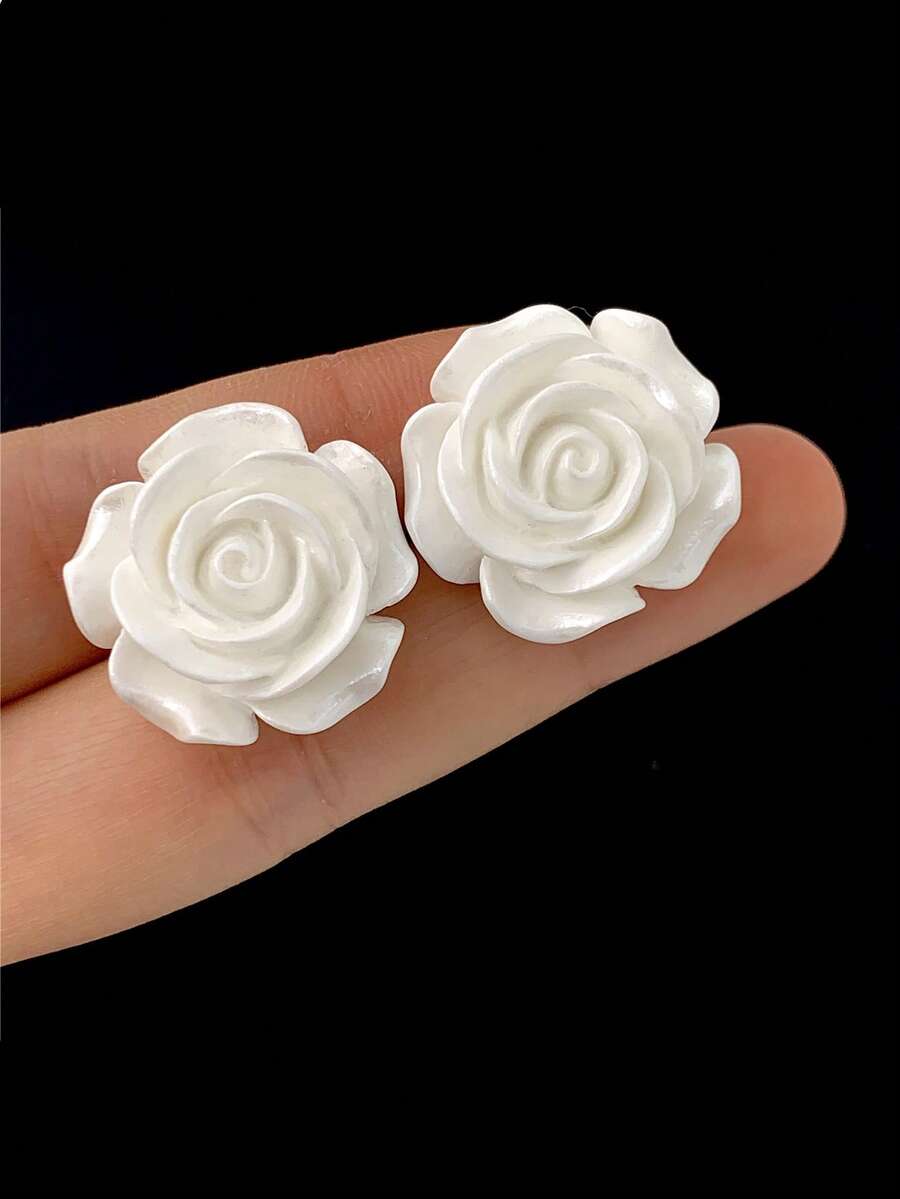 1 Pair White 3D Rose Flower Design Earrings For Women - White - View 1