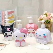 Sanrio Sticlă de duș cu șampon și gel de duș Sanrio cu personaje drăguțe de desene animate Kuromi Melody Hello Kitty/Cinnamon Dog, sticlă de presare pentru gadgeturi de baie, sticlă de loțiune drăguță Kuromi cu desene animate, sticlă de dispensare cu presare în formă de 3D, sticlă de șampon, sticlă de baie, capacitate mare, potrivită pentru depozitare în călătorii