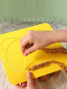 DIY礼物手工缝纫趣味穿线卡通材料包，动手缝纫工艺玩具，手工艺玩具，毛线针画穿线手工制作材料包，创意动物贴纸画玩具