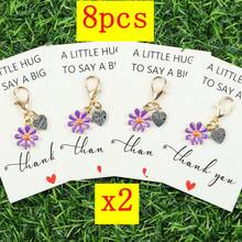 4pcs/8pcs Mini Daisy Keychains,Tulip Keychain,With "A LITTLE HUG" Thank You Cards, Flower Keychain, Ideal For Friendship Gifts, Back-To-School Gift,Teacher Appreciation Gift,Perfect Gift For Friends And Family & Daily Key/Bag Accessories,Suitable For Men And Women.