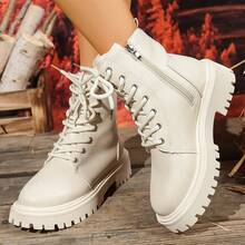 Women's White Thick Sole Boots, British Style Short Boots With Warm Lining For Autumn/Winter