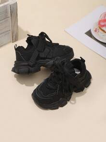 1 Pair Kids Sports Shoes, New Spring/Autumn Casual Mesh Breathable Black Sneakers For Boys & Girls, Soft Sole - Black - View 6