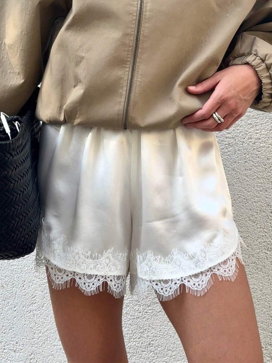Women Satin Silk Shorts Lace Trim Mini Micro Shorts Silky Low Rise Coquette Lounge Slip Pj Bottoms French Knickers - trắng - Xem 1