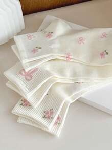 5 Pairs Random White Pink Bow Tie Polka Dot Floral Flowers Girls Socks, Back To School Supplies Children Running Sports Holiday Dresser Travel Essentials, Soft Breathable Toddler Kids Socks For Daily Wear & Gifts, Ideal For Christmas Halloween Decorations