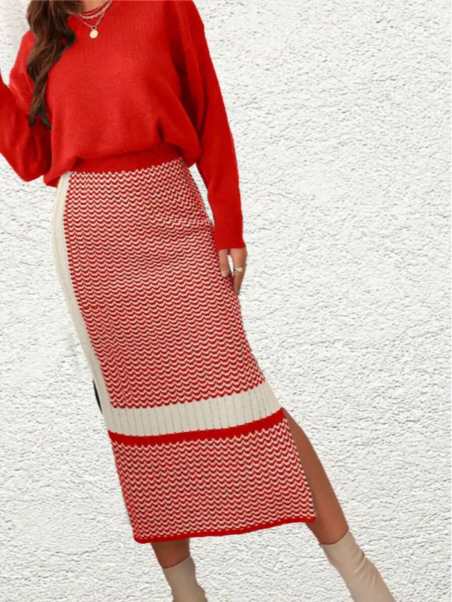 مجموعة تتكون من 2 قطعة: كنزة صوفية بولوفر حمراء وتنورة قصيرة بلون متباين، مناسبة للخريف والشتاء