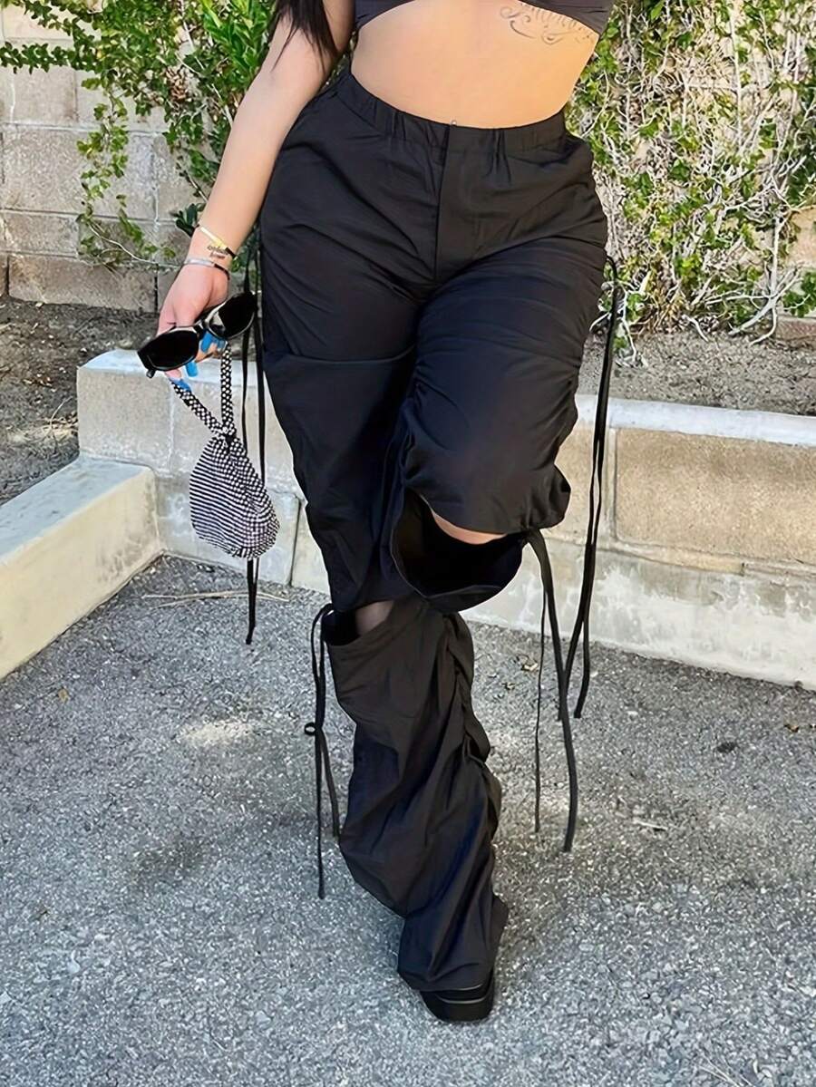 Women's Black Outdoor Sports Retro Cargo Pants, 90s Streetwear Y2K Fashion Pockets