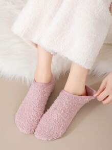 3 双/1 双男女通用珊瑚绒保暖船袜，厚款防寒毛绒情侣家居袜，鞋底有防滑橡胶点，柔软舒适，冬季