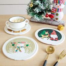 3pcs/Set Round Christmas Print Heat Insulation Pad Series, Cotton Rope Woven With Ribbon Packaging, Thick, Flexible, Multi-Purpose Insulation Pad For Cups, Bowls, Pots, Ideal For Christmas Gifts (Diameter: 7.09inch/18cm)