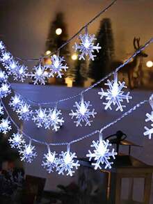 1pc Enchanting Christmas Snowflake String Lights, LED Snowflake Decorative String Lights, Battery Powered, Fairytale Lighting, Plastic Art Decor Indoor Lighting, Battery Powered With Switch Control, Non-Wireless, Suitable For Christmas Decoration In Living Room, Bedroom, Staircase, Handrail, Christmas Tree, Bedroom, Party, Wedding, Christmas Party Romantic Atmosphere Decorative Lights [Batteries Not Included]Christmas Decoration XMAS Decor Christmas Tree Gift Decor Thanksgiving Wedding Home Decor Home Decor Fall Decor Autumn Decor Birthday Decorations For Gifts Party Supplies Indoor Outdoor Garden Holiday Festival Decor Halloween Decor Wall Decor Halloween Ornaments