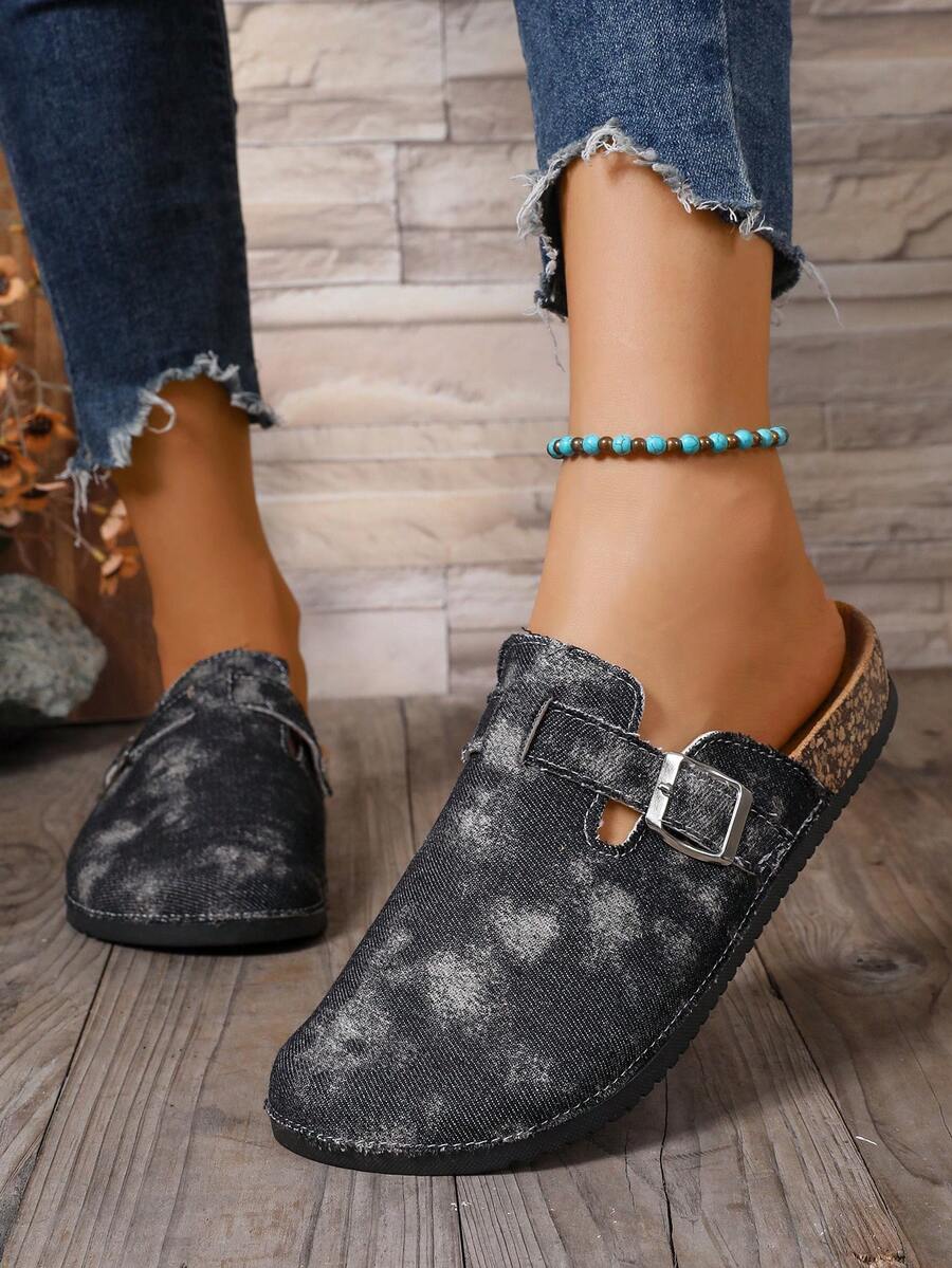 Women's Round Toe Slip-On Slippers, Couple Shoes, Non-Slip Fabric With Buckle Decor, Elevated Toe Cap Mule Slippers, Suitable For Indoor And Outdoor Wear