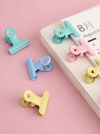 5 piezas de Clips de metal con diseño de macarrón de colores pastel - Clips multiusos DIY para manualidades, clips decorativos creativos para libros, cuadernos y diarios, sujeta firmemente papeles de la escuela/oficina, regalos ideales para fiestas navideñas y pequeños obsequios festivos, perfectos para estudiantes, niños y entusiastas de las manualidades, adecuados para diarios, envoltorios de regalo, scrapbooking y decoración del hogar/oficina, accesorios inspirados en tonos pastel
