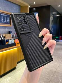 Compatible With Android Smartphones, And Compatible With Samsung S25Ultra S24Ultra S23Ultra S22Ultra/Redmi14 Redmi Note 14/OPPO/Realme/Infinix Series, 1pc Premium Luxury Fashion Anti-Fingerprint Anti-Shock Anti-Drop Phone Case, Carbon Fiber Pattern, Minimalist Design Soft Silicone Protective Cover - Black - View 2