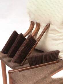 1pc Dust Cleaning Brush, Suitable For Bed, Clothes, Sofa, Furniture, Wooden Handle, Thick Handle