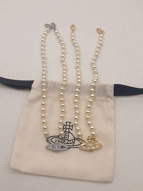 Vivienne Westwood Vivienne Westwood Mini Bas Relief Pearl Choker