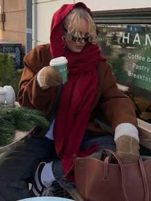 قطعة واحدة وشاح صوف صناعي أحادي اللون للنساء، مناسب للانتقال الموسمي، للارتداء اليومي، مقاوم للرياح ودافئ، باللون الأحمر لعيد الميلاد والعام الجديد كهدية