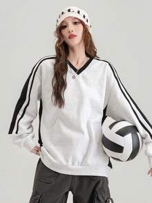 Áo sweatshirt cổ chữ V JUTU mùa xuân & thu với họa tiết hoa và sọc đen phối hợp, kiểu dáng thời trang và rộng rãi, thoải mái. - 939 màu xám và đen - Xem 2