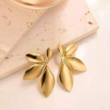 1 Pair Minimalist Elegant Gold-Tone Earrings, Casual Chic Accessory