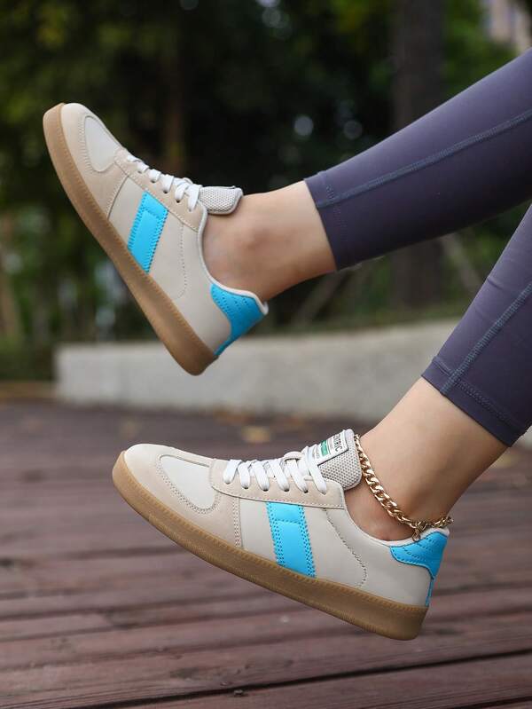 أحذية رياضية كاجوال ناعمة القاع للنساء باللون البني الفاتح، مقاومة للانزلاق والتآكل، تنفس أثناء الجري اليومي