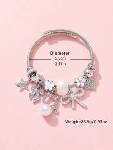 1 pieza Encantador brazalete de acero inoxidable con lazo de cuentas, decorado con rhinestones y perlas falsas, con colgante de estrella y corazón, adecuado para uso diario de mujeres, festivales, accesorios de fiesta, regalo del Día de San Valentín