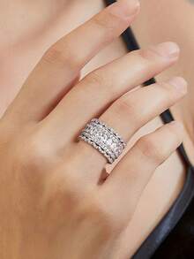 奢华礼盒装不对称方晶锆石密镶戒指，白金镀铜，适合女性婚礼订婚佩戴和节日礼物 - 銀色 - 查看 2