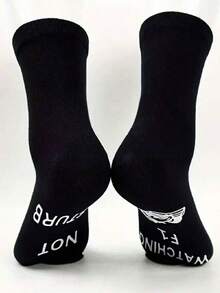 1 Pair Men's Creative Letter Printed Mid-Calf Socks, Novelty & Interesting Pattern, Great Gift For F1 Racing Fans, Suitable For Men, Women And Teenagers