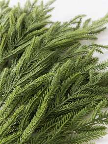 24 Pezzi di rami artificiali di pino di Norfolk, rami di pino finti per vasi, decorazioni natalizie finte, rametti finti per ghirlande, corone, alberi, decorazioni natalizie fai-da-te per autunno/inverno, decorazioni per la casa, decorazioni per la stanza, decorazioni da tavolo, San Valentino, regali, compleanni, lauree