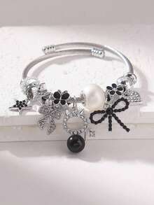 1 pieza Encantador brazalete de acero inoxidable con lazo de cuentas, decorado con rhinestones y perlas falsas, con colgante de estrella y corazón, adecuado para uso diario de mujeres, festivales, accesorios de fiesta, regalo del Día de San Valentín