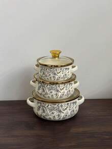 1-3件双柄搪瓷锅套装，外观精美，包含小型家用储粮锅。兼容天然气、电磁炉和燃木炉加热。是健身爱好者的理想固定分餐容器。多功能三件套小锅套装，馈赠亲友佳品。