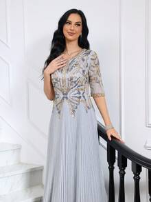 JINLICX Luxury Light Grey Crystal Beaded Floral Embroidered Pleated Banquet Evening Gown - Silver - View 10
