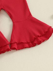 Conjunto de 3 piezas de mameluco de manga larga con bordado de fresas para niña, pantalones acampanados lisos y diadema con lazo. - Rojo - Ver 8
