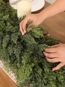 6 pies Guirnalda de Navidad, Guirnalda de cedro falso realista para mesa, repisa, escaleras, chimenea, entrada, puerta, pared, interior, exterior, decoraciones navideñas, guirnalda de cedro falso para decoración navideña interior y exterior, vid falsa para cocina, dormitorio, sala de estar, decoración del hogar, plantas artificiales para coronas de Navidad DIY - Multicolor - Ver 10