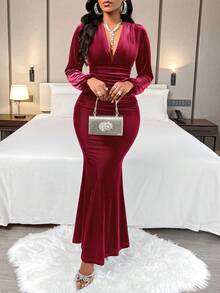 AIJ Elegant Mid-Stretch Fitted Long Dress, Women's V-Neck Ruched Long Sleeve Evening Gown, Suitable For Formal Occasions And Evening Wear - Burgundy - View 5