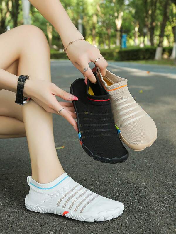 Damskie buty do wody, codzienne, oddychające, lekkie, antypoślizgowe, do pływania, surfowania, nurkowania, sandały, letnie buty do wody, jogi, fitnessu, głębokiego przysiadu, asymetryczne kolorowe podeszwy