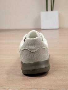 Men's Casual Sneakers, Classic White Shoes, Versatile Sports Shoes, Outdoor Walking Shoes, Couple Styles, Size 36-45, White Skate Shoes, Plus Size