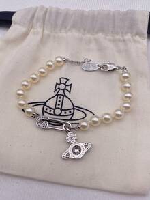 Vivienne Westwood Vivienne Westwood Lucrece Pearl Bracelet