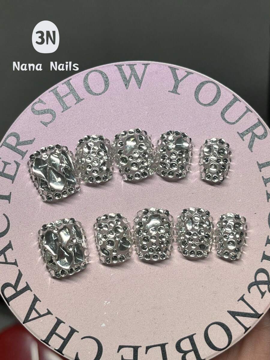 10 Stück kurze quadratische handgemachte Nail Art Dekorationen, glänzendes Nail Zubehör Aufklebe-Nägel Nagelzubehör